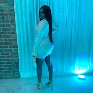 Meet your Posher, Tiara